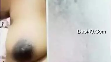 Voluptuous Desi mom makes a nude shower video for all the horny guys