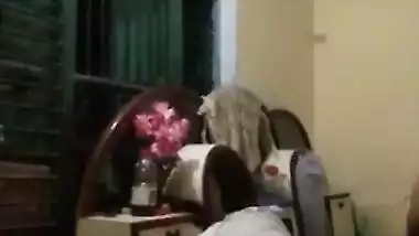 Horny desi randi showing in erotic mood client recording his mobile