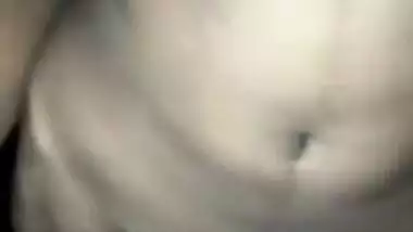 Neighbor comes to Desi wife at night to drill pussy with XXX log