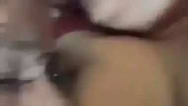 Cheating Bhabhi has fun with her house owner