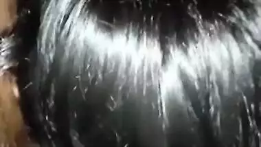 Sexy Desi Lankan girl gives a good XXX blowjob to her lover MMS