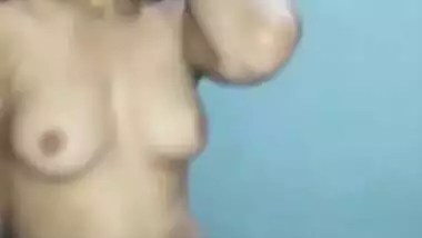 Sexy girl nude dance on Bollywood song in hotel, bf recorded