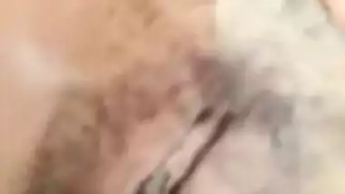 Naked Desi seductress reveals her XXX tits and slit for hot MMS vid