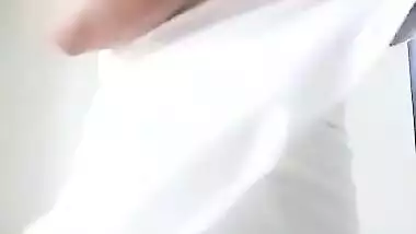 Big Naturals In Tamil Wife Swetha Kerala Style Dress Nude Self Video Recorder