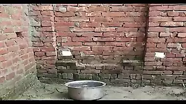 Village wife nude bath selfie video shot for her lover goes online