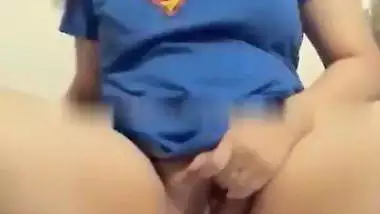 Big boob Indian girl nude MMS of masturbation