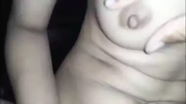 Dost Ki Wife Lund Dekh Kr Pagal Ho Gyi . Mote Lund Se Chudi