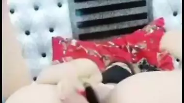 Bhabhi shows Desi devar the way she plays with her XXX ass on cam