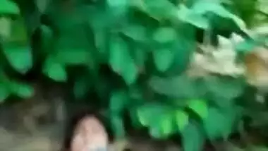 Desi chick has unshaved pussy captured by XXX man for MMS content