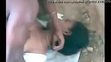 Sex mms of a horny teen girl fucking her elder brotherâ€™s friend