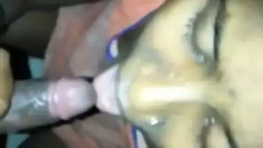 Local desi feeling yucky to suck dirty desi cock