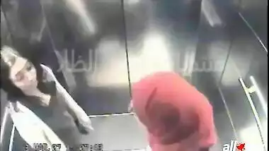 Wonderful all horny amateur indian lesbians had fun on the elevator together